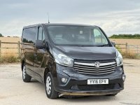 VAUXHALL VIVARO