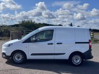 FORD TRANSIT COURIER